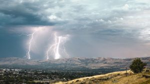 Minsalud emite directrices de contingencia ante el impacto de “La Niña” y el incremento de lluvias